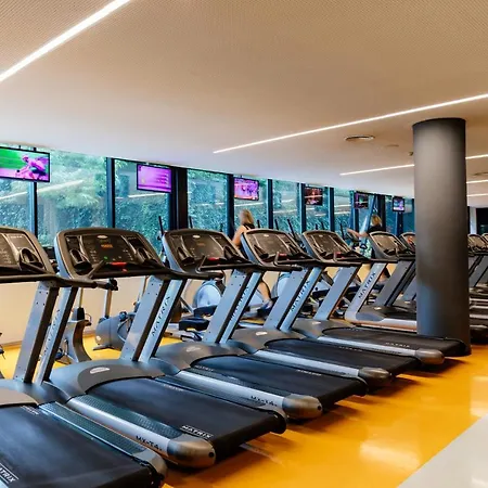Axis Viana Business & Hotel 4*