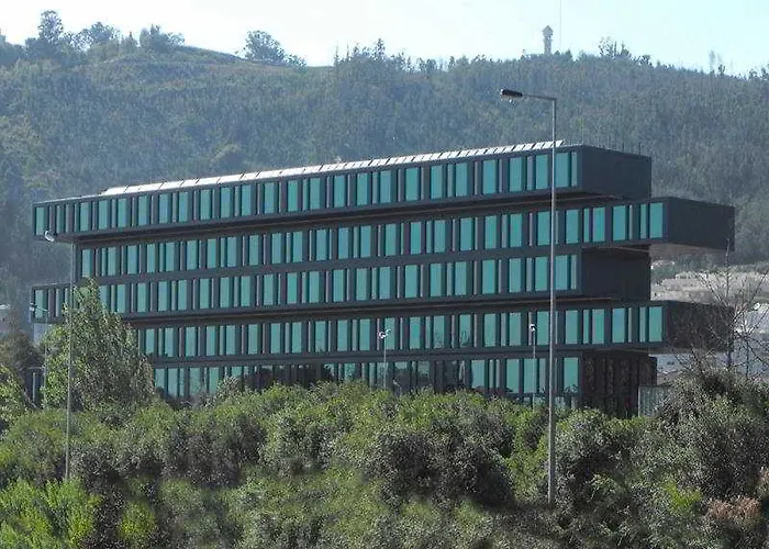 Hotel Axis Viana Business &