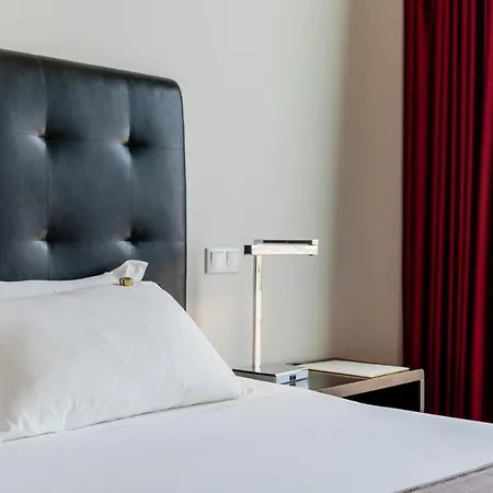 Hotel Axis Viana Business &