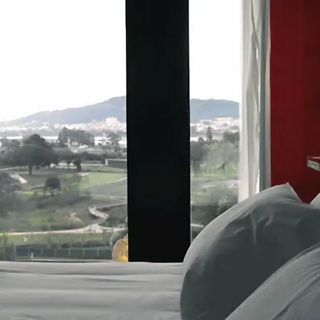 Axis Viana Business & Otel 4*