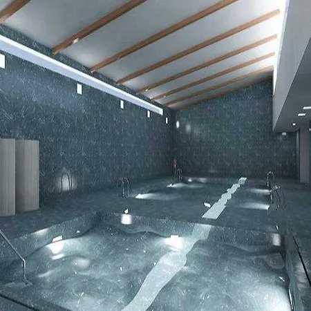 Otel Axis Viana Business & 4*