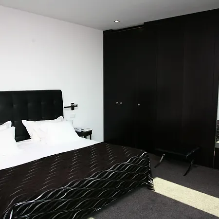 Axis Viana Business & Hotel 4*