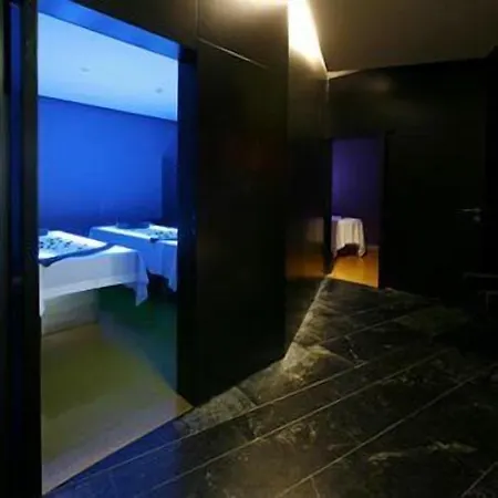 Axis Viana Business & Hotel 4*