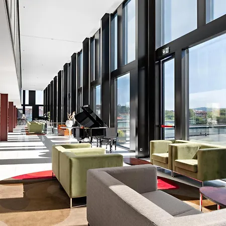 Axis Viana Business & Hotel