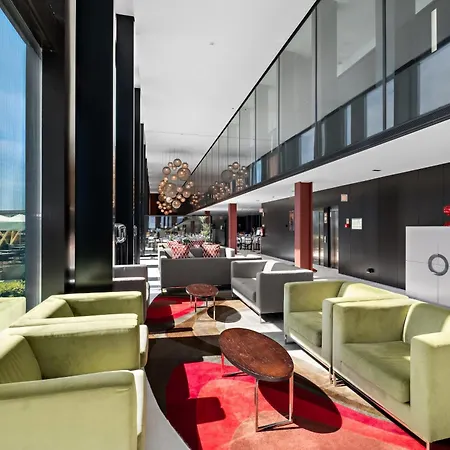 Axis Viana Business & Hotel