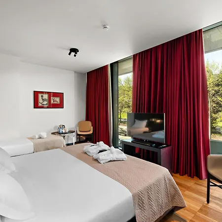 Axis Viana Business & Hotel