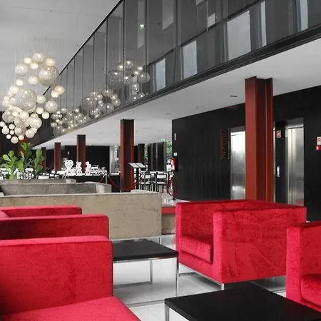 Отель Axis Viana Business &