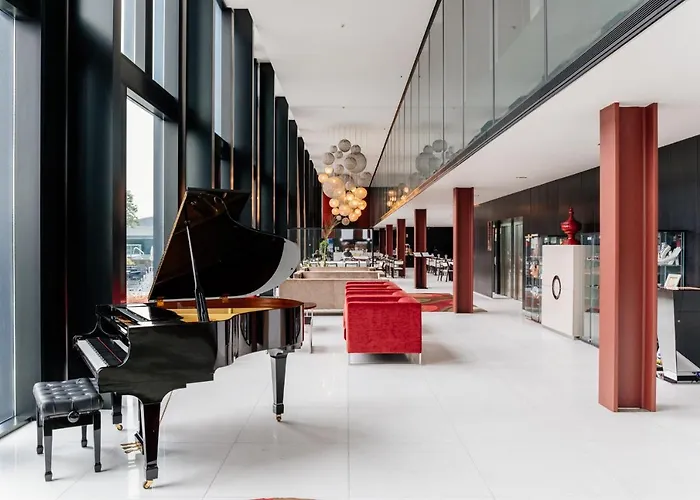 Axis Viana Business & Hotel