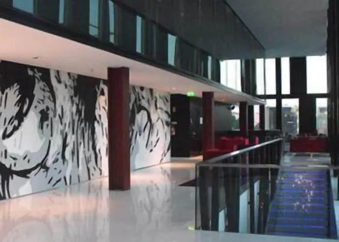 Hotel Axis Viana Business &