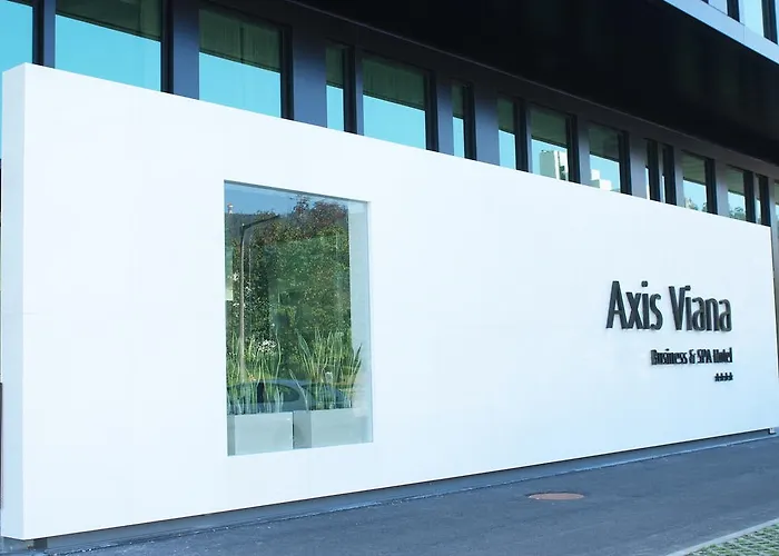 Axis Viana Business & Hotel 4*